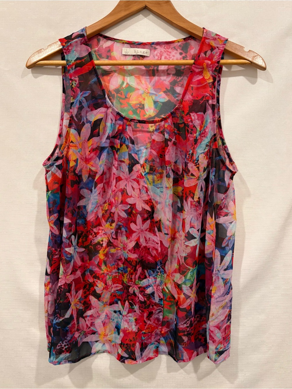 New NWT Hinge L Nordstrom Colorful Floral Pleated Keyhole Sheer Tank Top